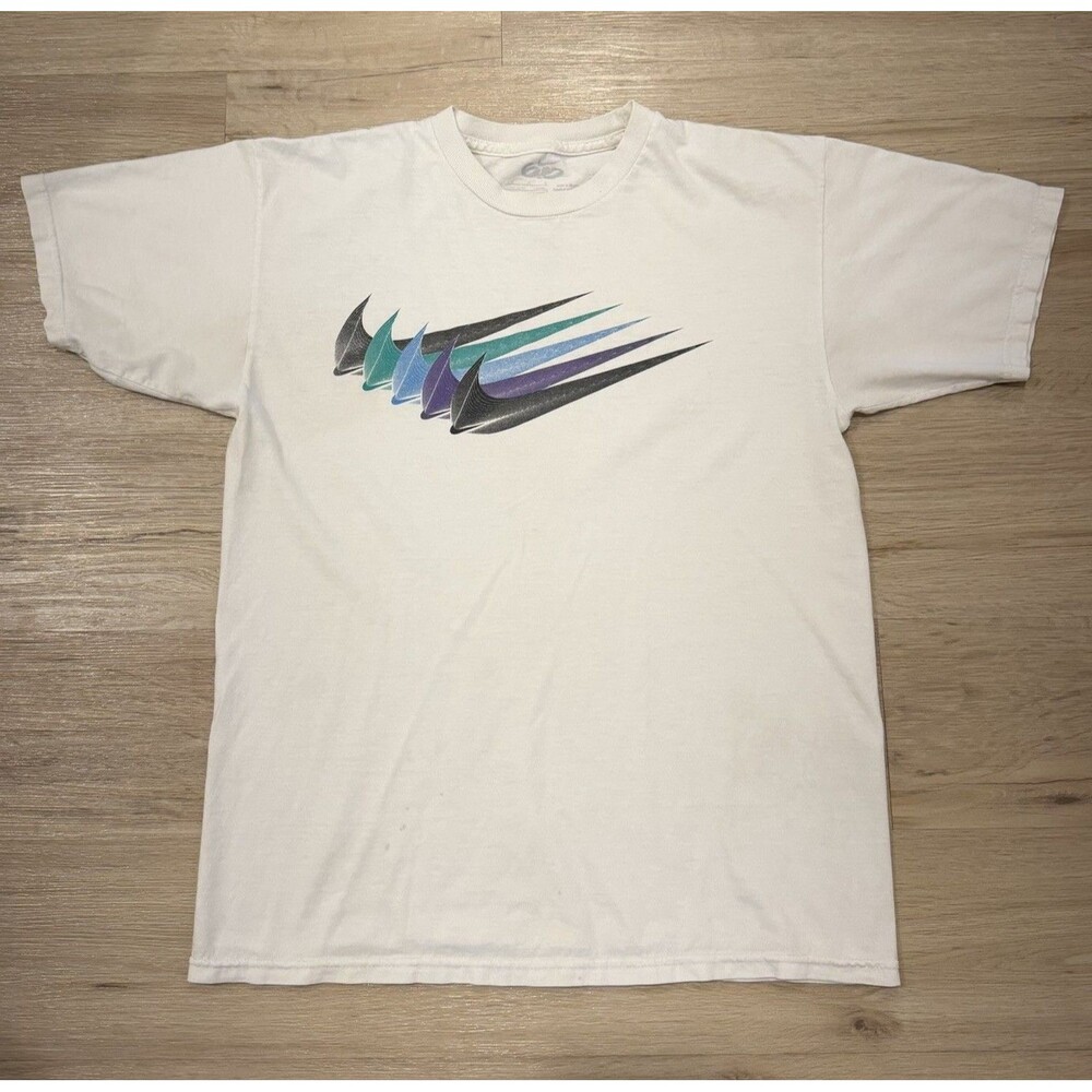 Nike 6.0 Men's White Distressed Graphic T-Shirt Large Short Sleeve Skate Tee